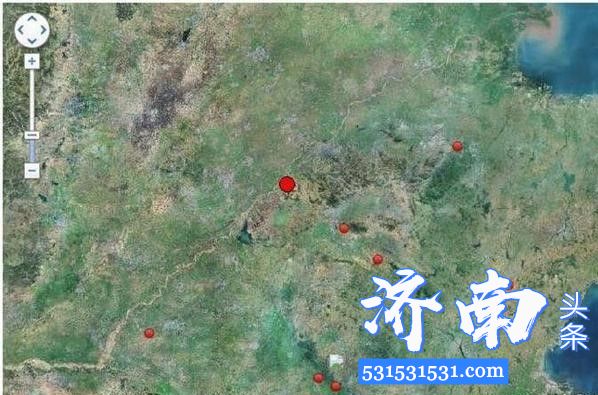 济南位于两大地震带的中间位置，在中国30个大型城市地震危险度排名中位列居18位