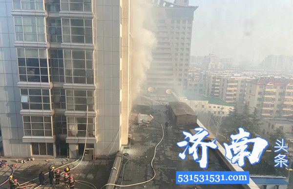 济南市历城区二环东路倪氏海泰大酒店6日凌晨发生火灾
