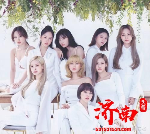 TWICE出道5周年纪念直播《WITH》海报公开，ONCE们记得准时收看