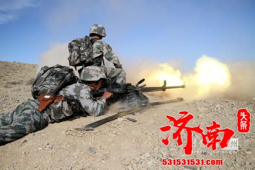“120火”“35毫米榴”这类“大杀器”齐齐亮相，展现出解放军强大的单兵火力