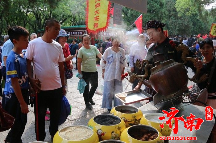 第38届济南千佛山 “九月九”重阳山会今天开始