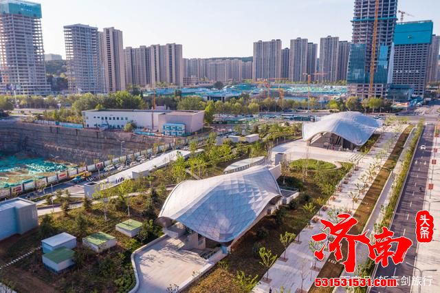 实拍济南CBD最新战况，这一座大楼代表现代化大城市气质？