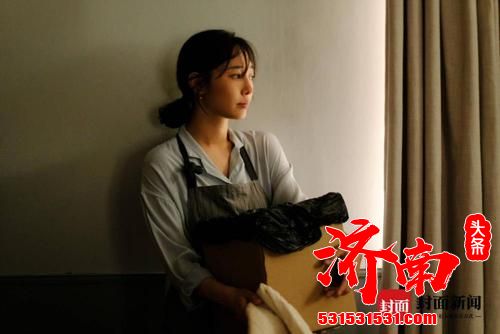 赵薇导演并监制的《听见她说》第三部播出，豆瓣评分高达8.4分