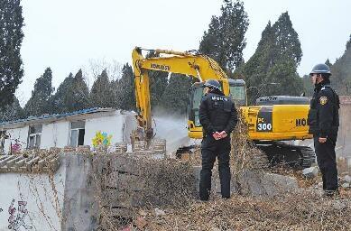 济南管理部门：破立之间彰显民生情怀 长效管控巩固拆违成果 历城建设“无违建”街道为群众幸福加码