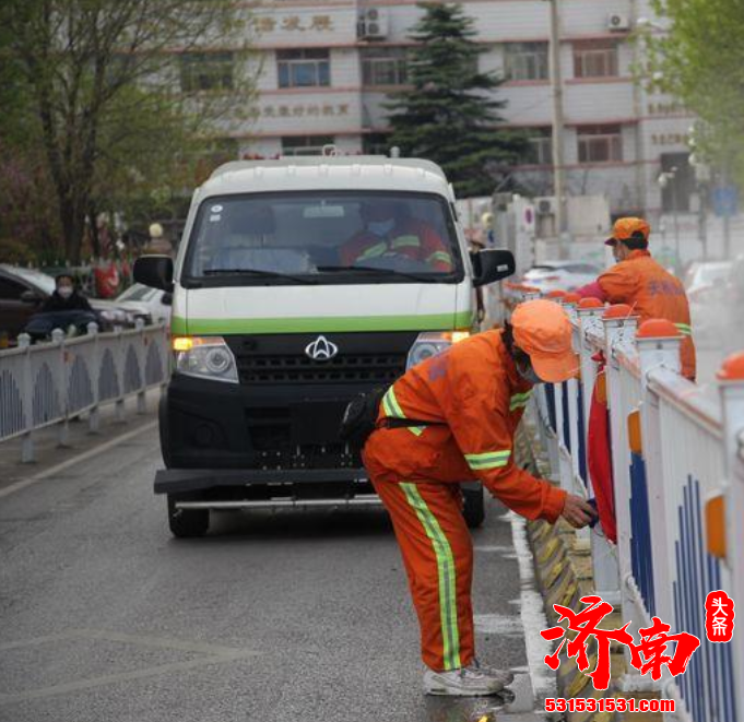 济南城管局局长孙世会表示:济南已配置垃圾分类桶6万余套 初步建成了垃圾全程分类体系