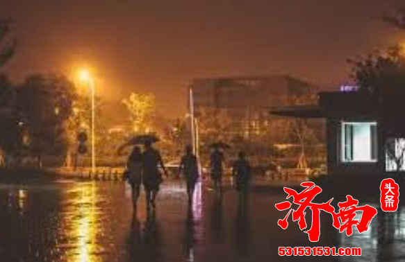 冷空气来袭，济南最高气温跌至11°C，连续三天有雨