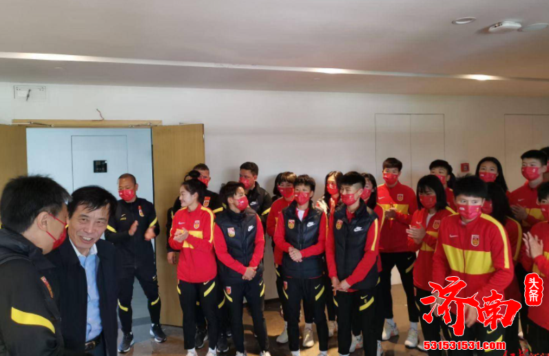 中国女足出征韩国 奥运会预选赛附加赛8日先战客场