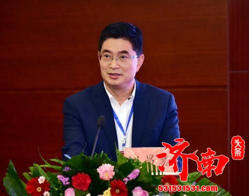 由济南市人民医院承办的济南市医师协会第三届会员大会在雪湖花园酒店召开