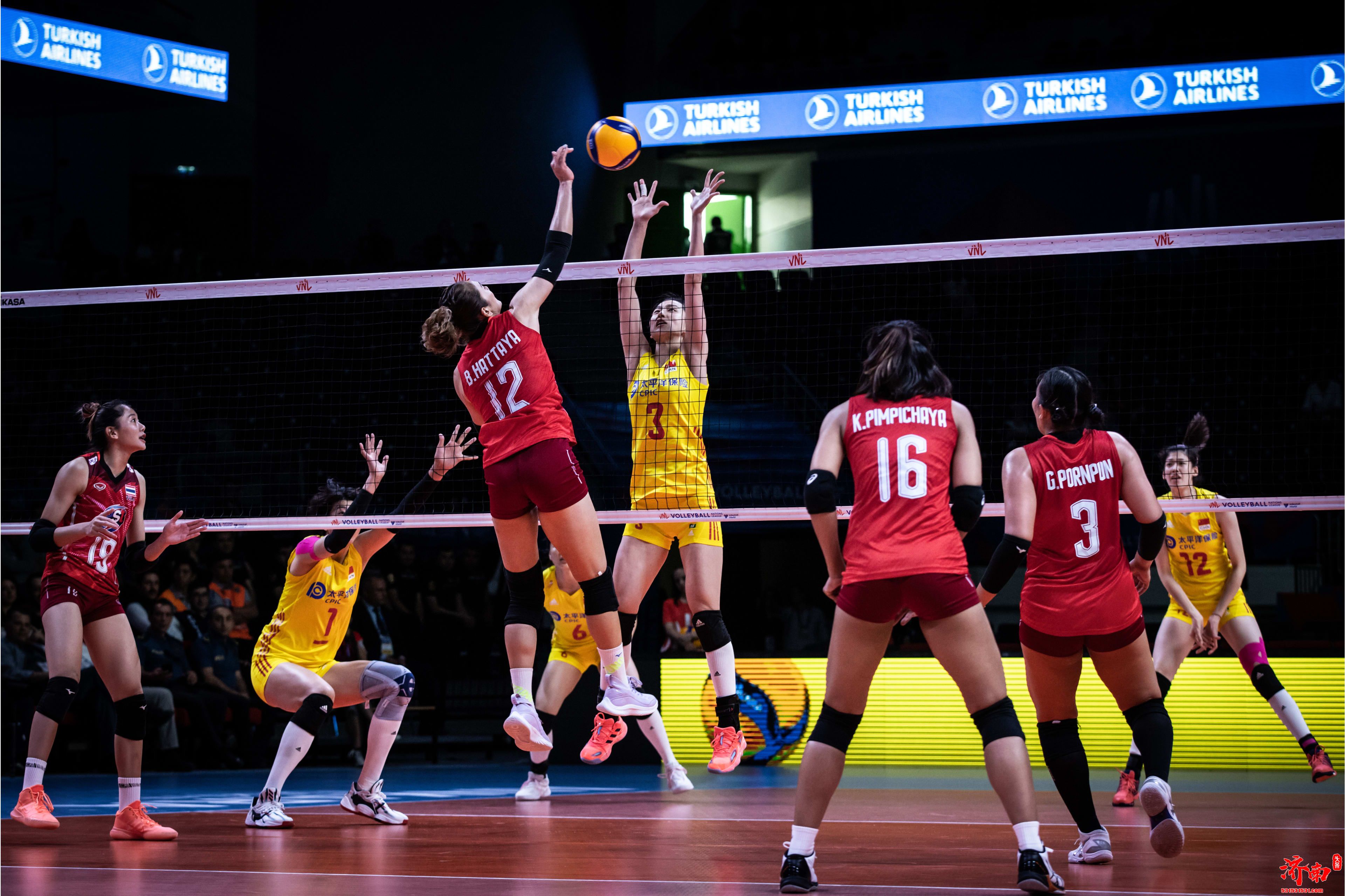 2022年世界女排联赛（VNL）中国女排2比3不敌泰国，遭遇首败