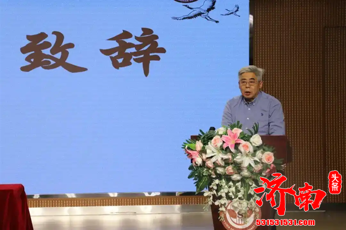 山东省楹联艺术家协会的专家学者们走进济南市历下区燕山小学