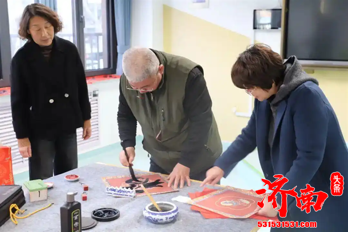 山东省楹联艺术家协会的专家学者们走进济南市历下区燕山小学