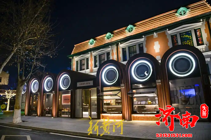 济南老商埠区小纬二路的广智里开启夜景模式