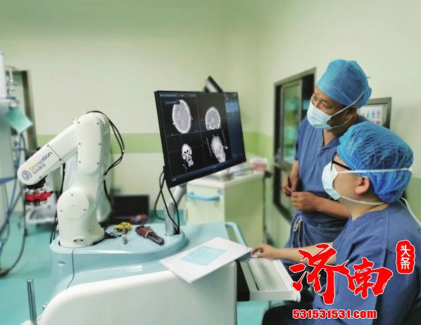 济南第三人民医院使用华科精准神经外科手术机器人辅助手术
