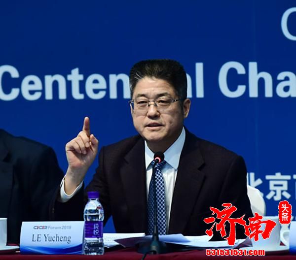 中国外交部副部长：希望美方新一任总统和新一届政府与中方共同相向而行，推动两国关系沿着正确的轨道向前发展