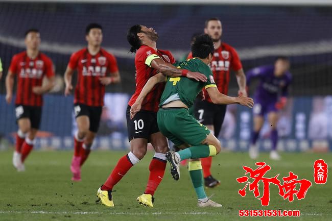 上海上港在中超联赛获得排名第四，排名最低的一个赛季！