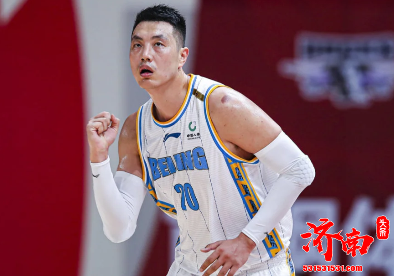 CBA第二阶段的首场比赛 北京男篮的队长翟晓川没有缺席