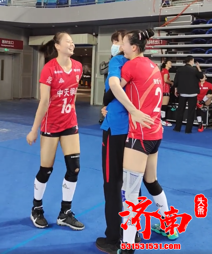 中国女排教练赖亚：训练基地对十冠做出了非常多的贡献