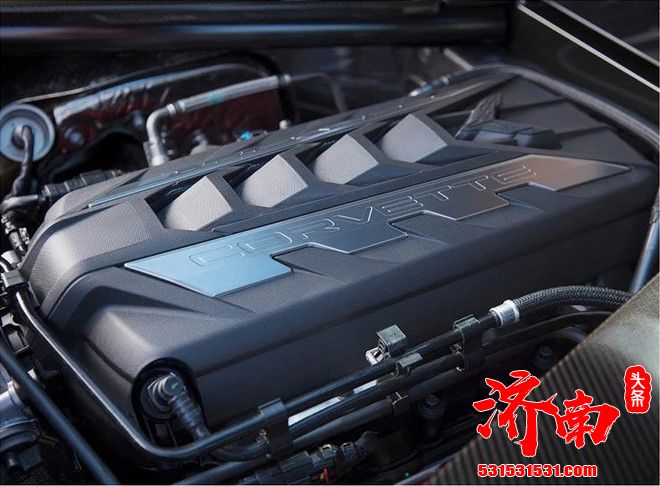 雪佛兰正式发布C8科尔维特 6.2L V8中置引擎 约74万元起售