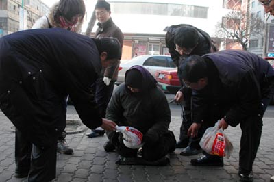 济南市民政局：发现遇困乞讨人员可与救助站联系