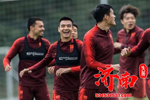 中国男足将进行为期20天集训，李铁已先行圈定一份近40人的大名单
