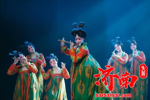 歌舞节目《唐宫夜宴》成功出圈，登上网络热搜