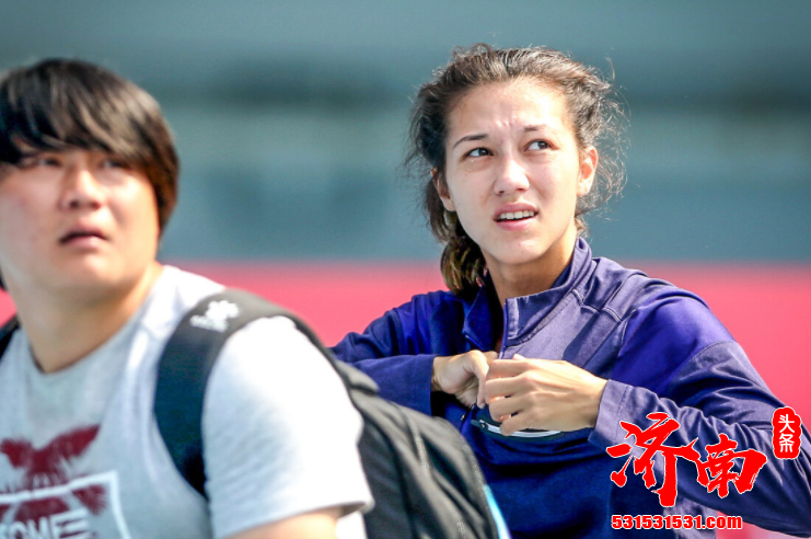 加拿大运动员入籍中国，郑妮娜到底发生了什么？