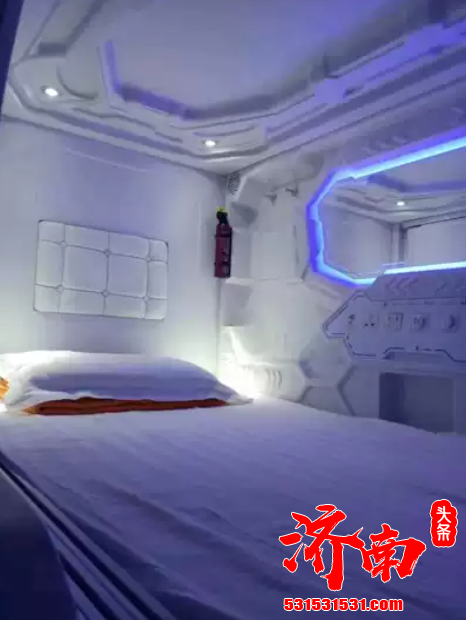 济南“太空舱”胶囊客栈大揭秘：每小时19元、正规酒店化管理