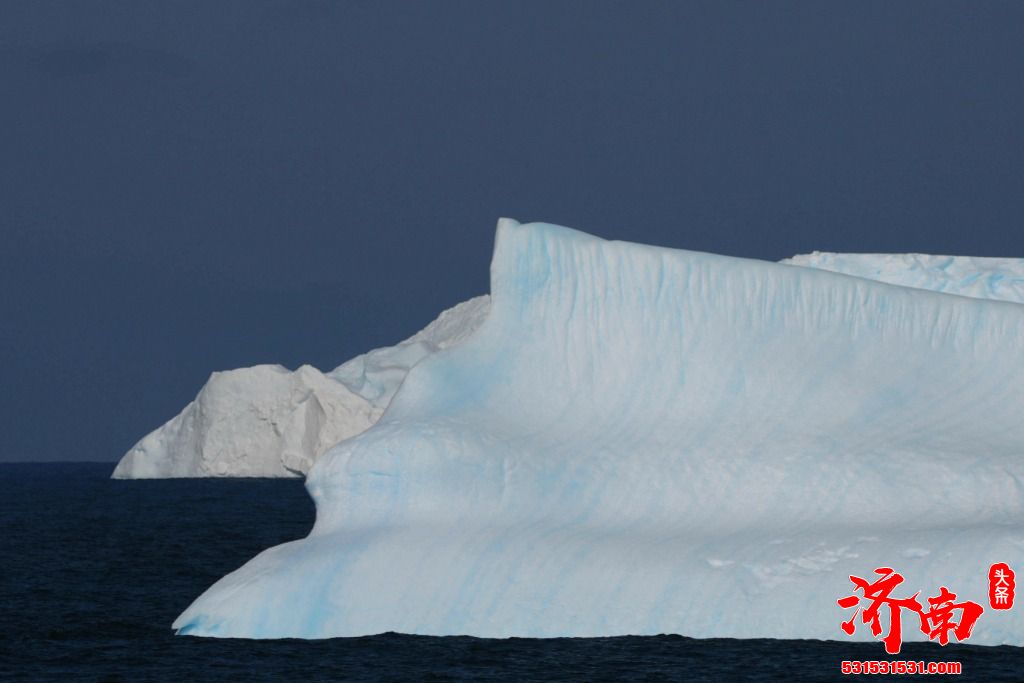 南极地区东部约1200平方公里的康格冰架崩解