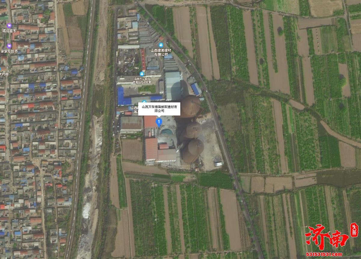 山西晋中一建材公司粉煤灰仓发生倾倒，造成7人被困